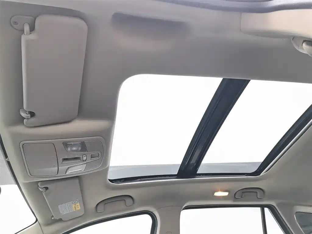 Suzuki S-Cross 2015 — фото 14