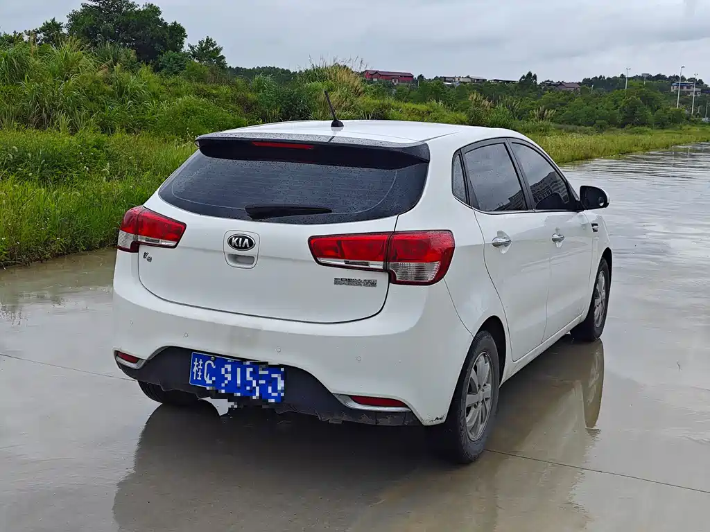 Kia K2 2016