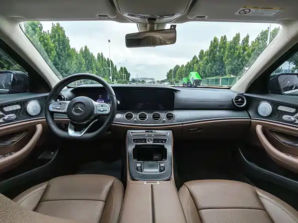 Mercedes-Benz E-Class 2019
