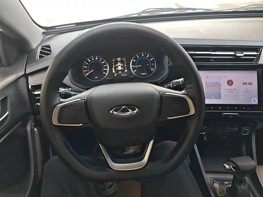Chery Tiggo 3x 2025 — фото 11