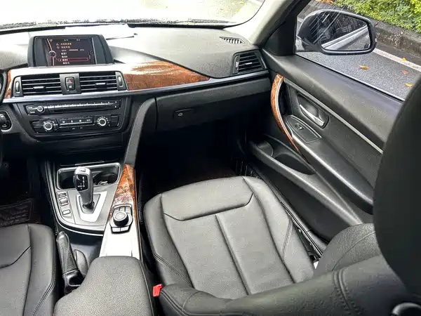 BMW 3 Series 2013