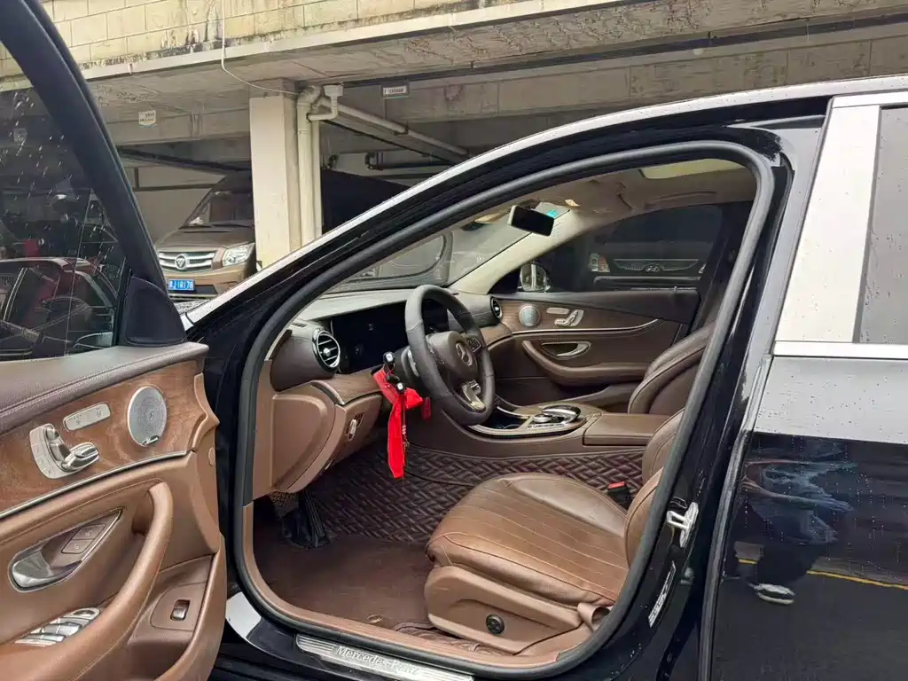 Mercedes-Benz E-Class 2019