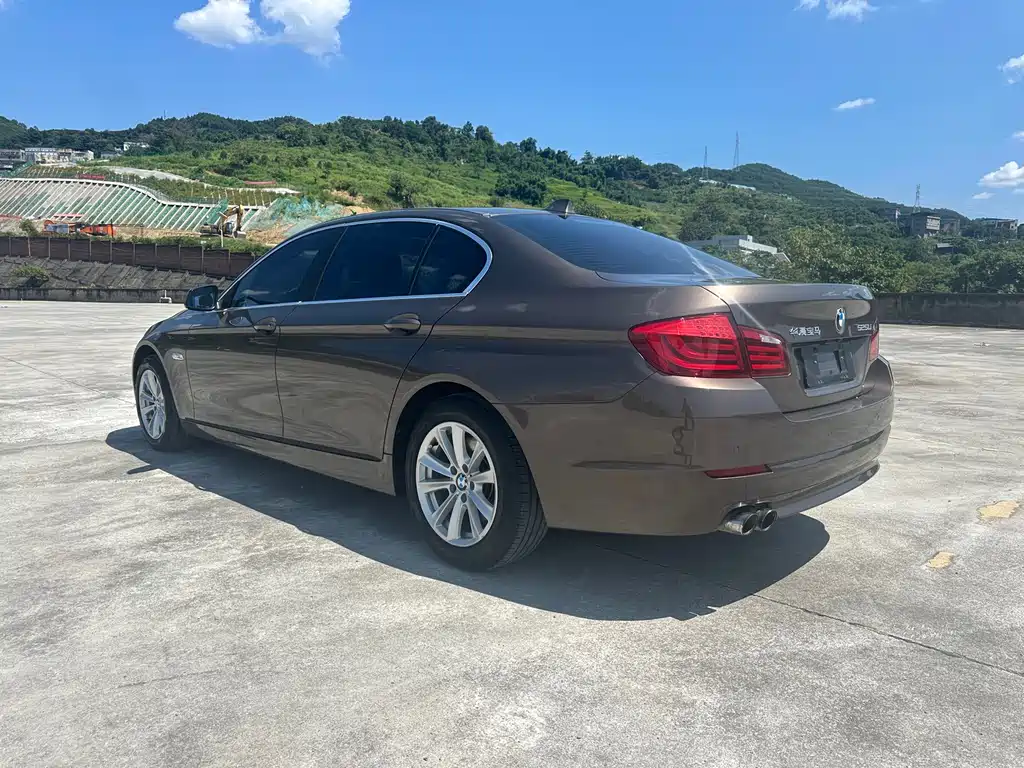 BMW 5 Series 2012