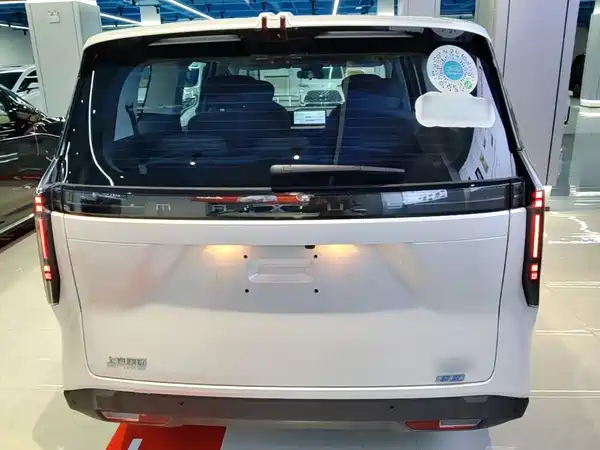 Maxus Everyone 7 2025