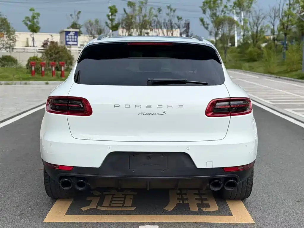 Porsche Macan 2018 — фото 8