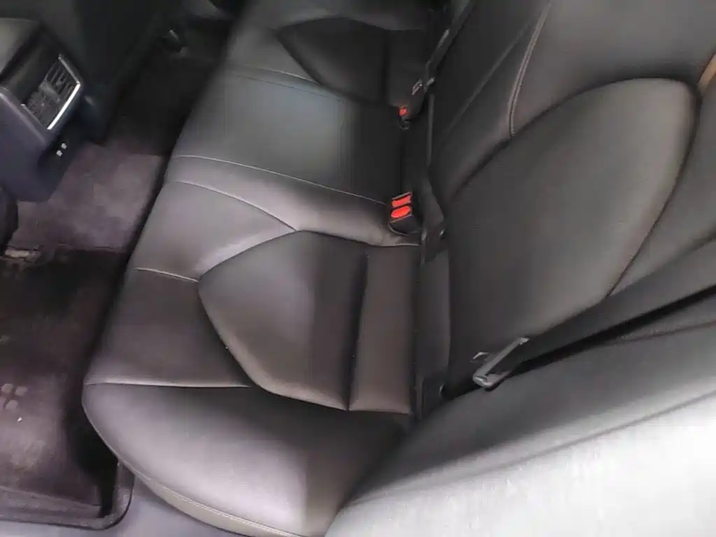 Toyota Camry 2022 — фото 13