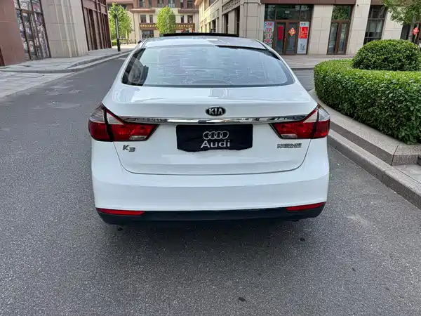Kia K3 2016
