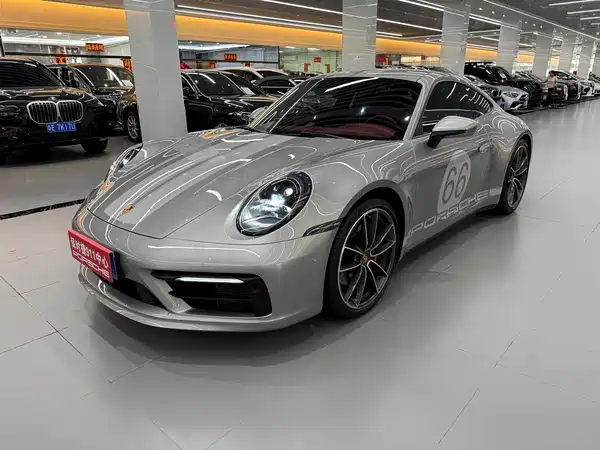 Porsche 911 2022