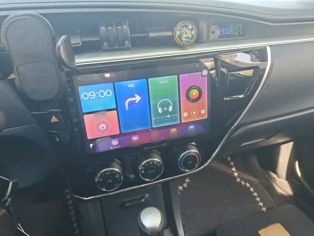 Toyota Corolla 2015 — фото 6