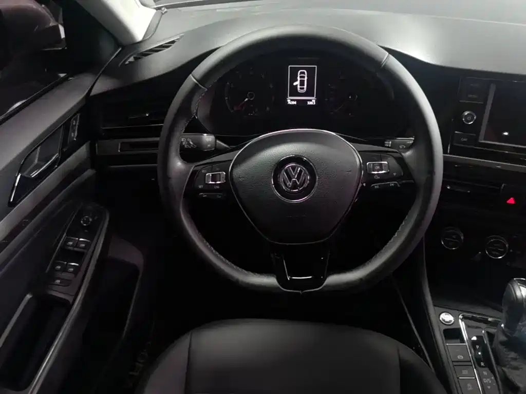 Volkswagen Bora 2018 — фото 11