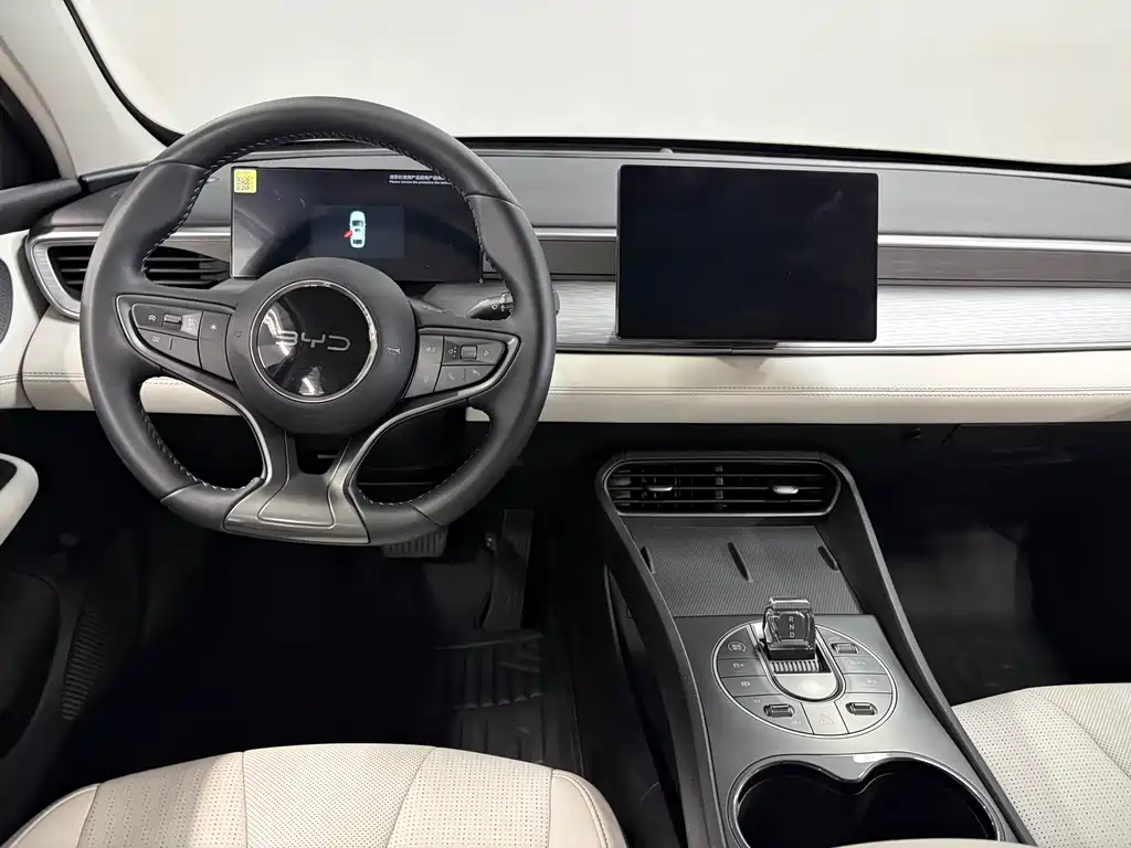 BYD Seal 05 DM-i 2025 — фото 14