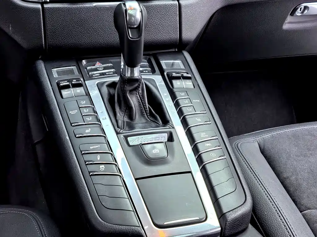 Porsche Macan 2016 — фото 7