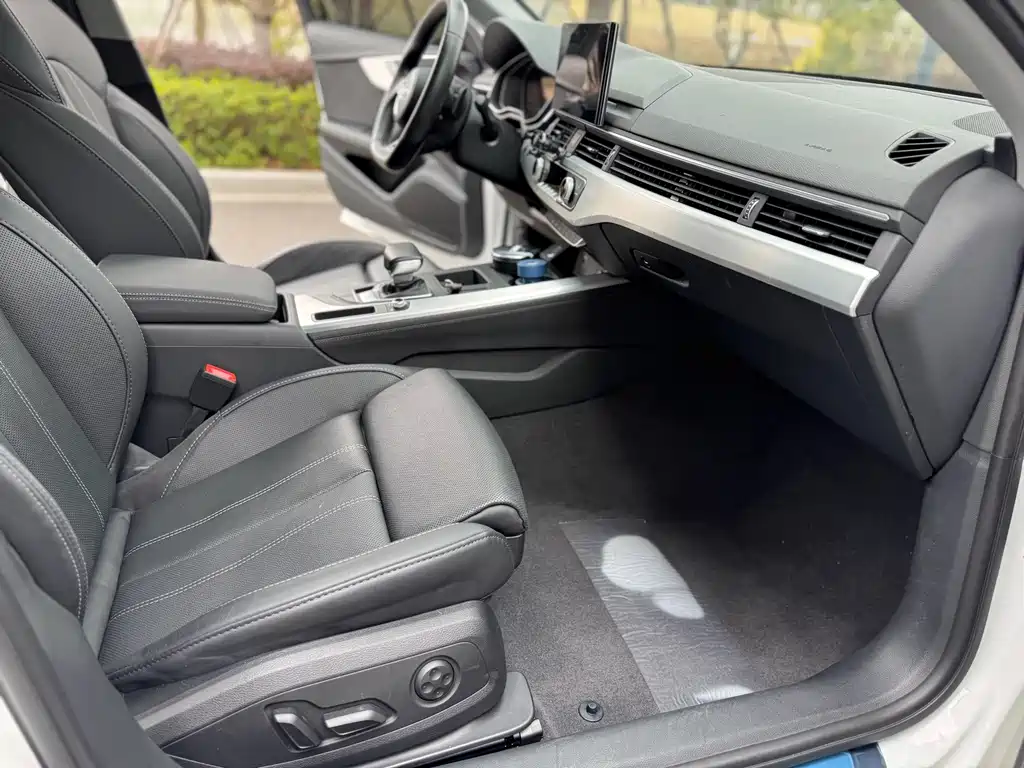 Audi A4L 2022