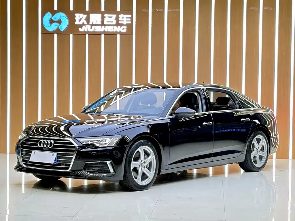 Audi A6L 2020 — фото 1