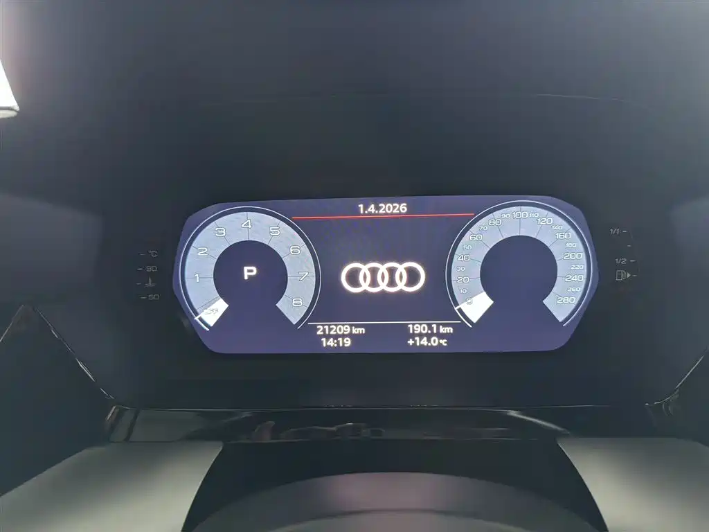 Audi A3 2023 — фото 14