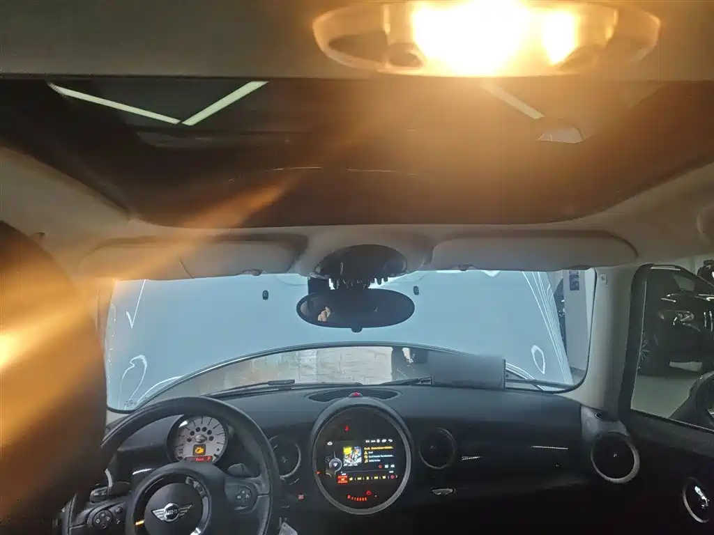 MINI Clubman 2014 — фото 14