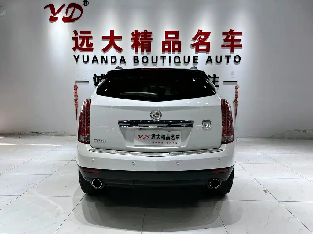 Cadillac SRX 2016 — фото 16