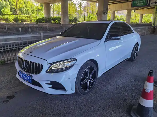 Mercedes-Benz C-Class 2020