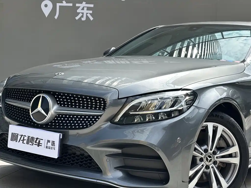 Mercedes-Benz C-Class 2020 — фото 17