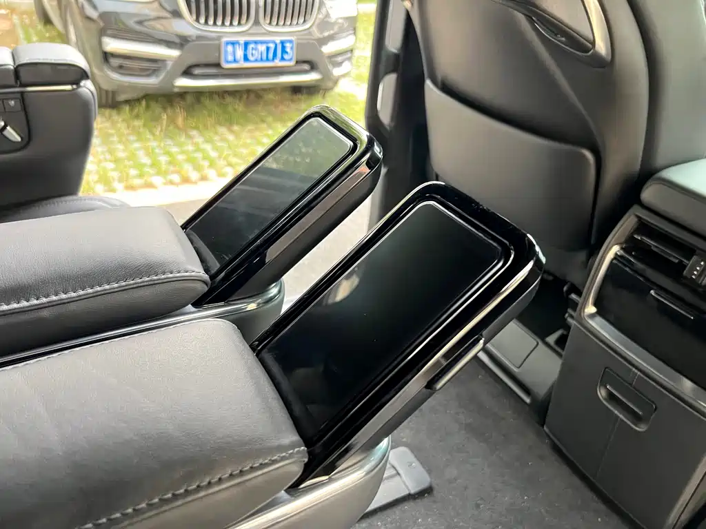 Toyota Vellfire 2024 — фото 10