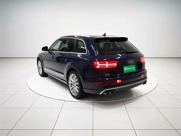 Audi Q7 2018