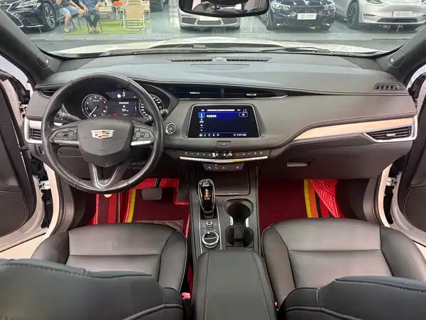 Cadillac XT4 2021