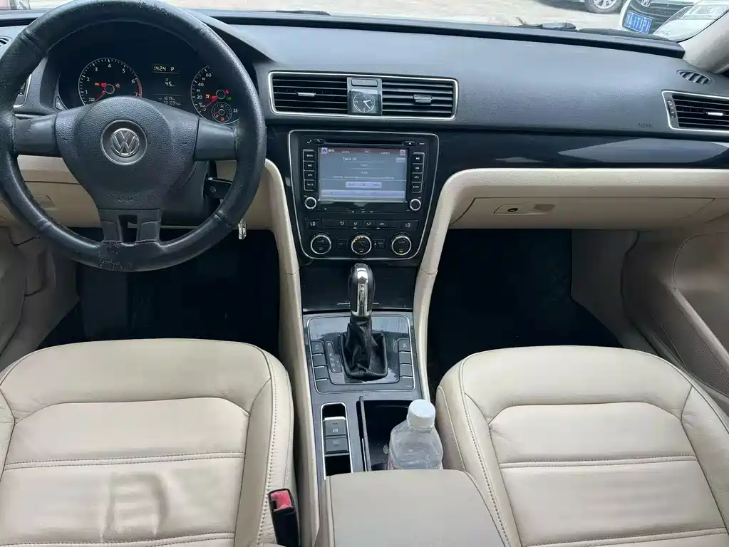 Volkswagen Passat 2014