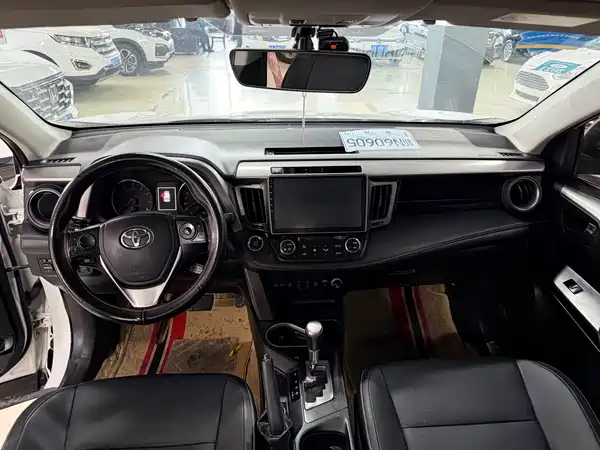 Toyota RAV4 2016