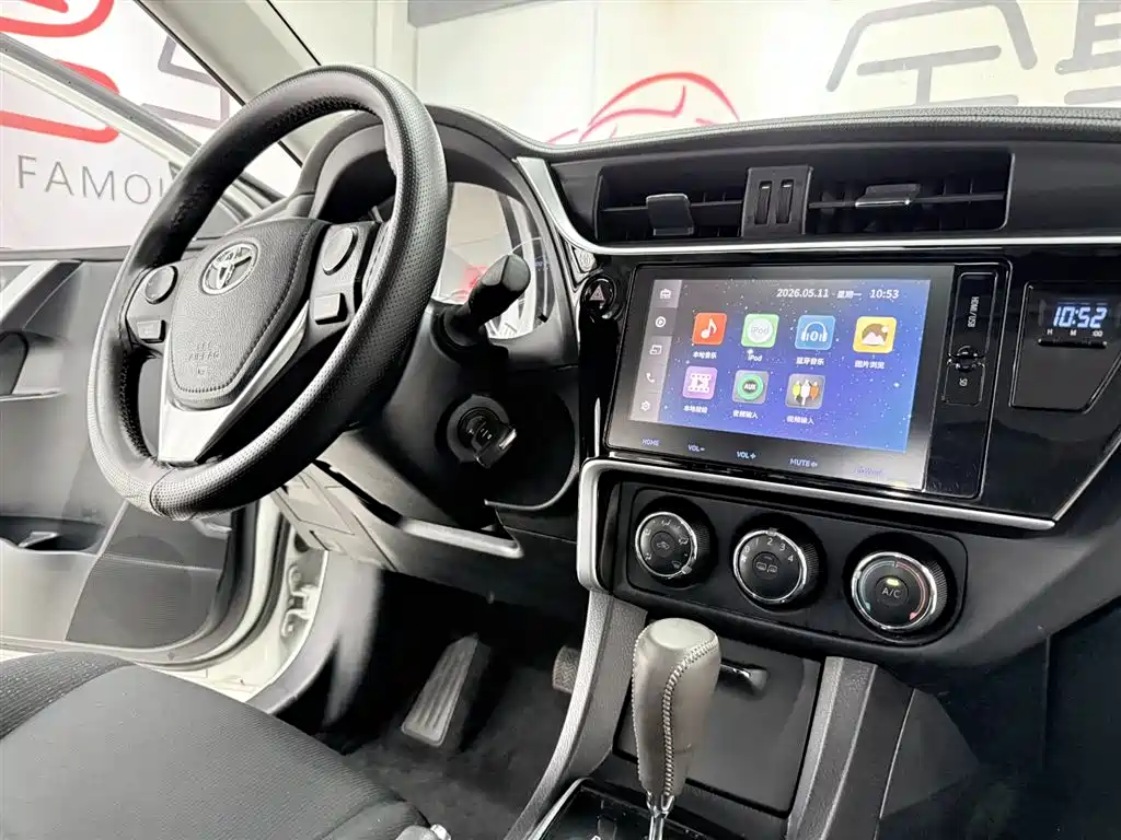Toyota Corolla 2018 — фото 18