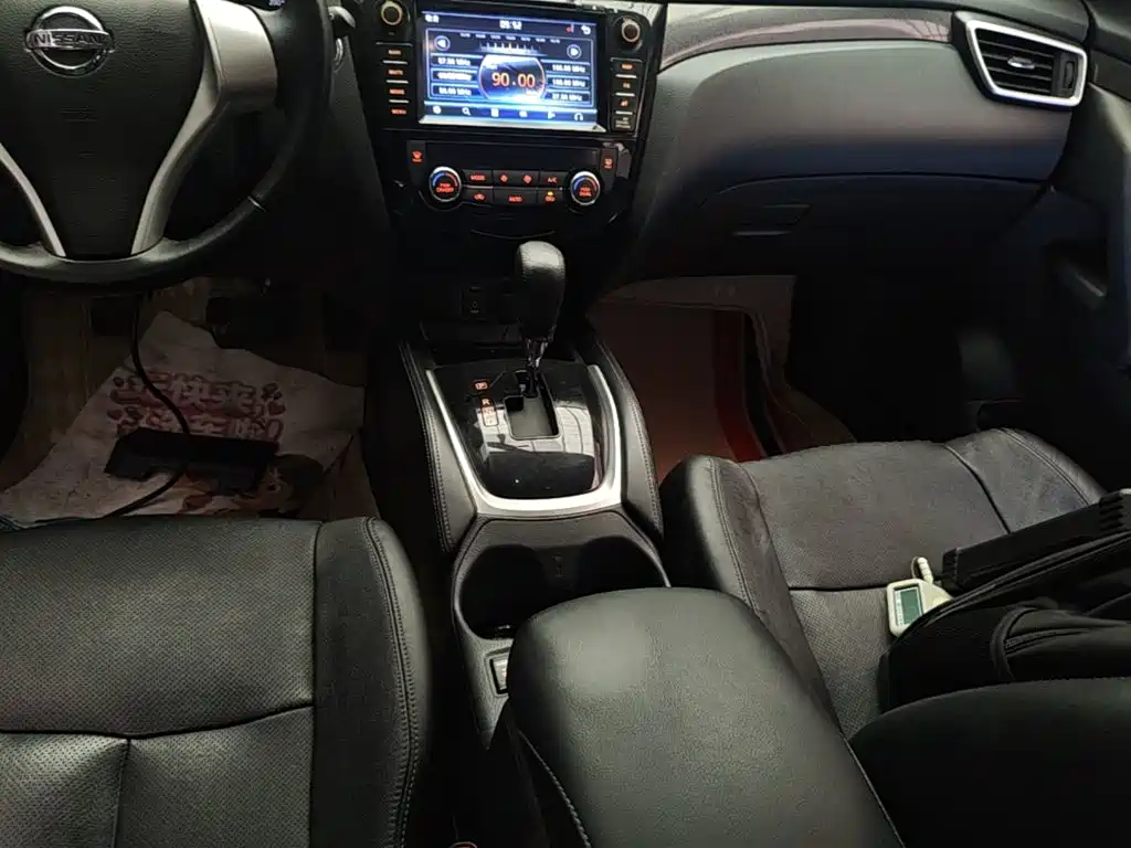 Nissan X-Trail 2015 — фото 14