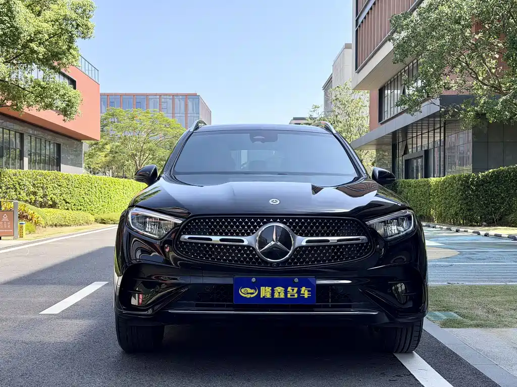 Mercedes-Benz GLC 2025