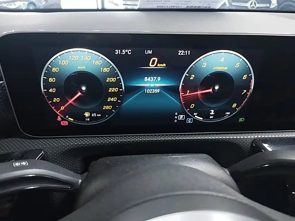 Mercedes-Benz A-Class 2019 — фото 18