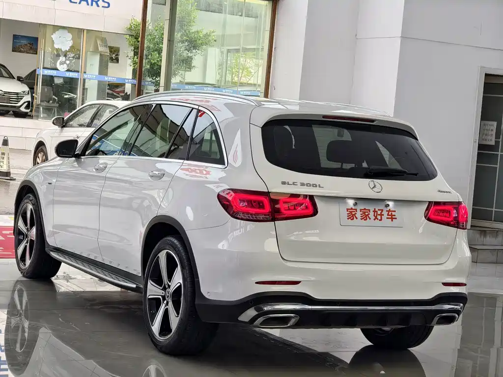 Mercedes-Benz GLC 2023 — фото 17