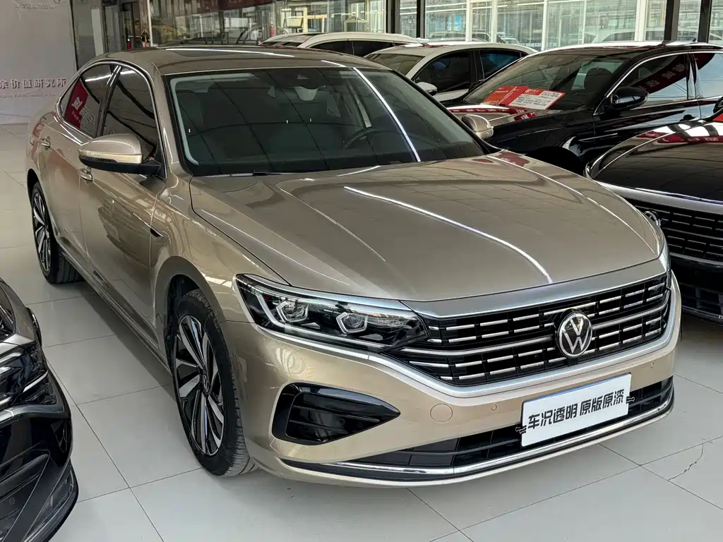Volkswagen Passat 2022
