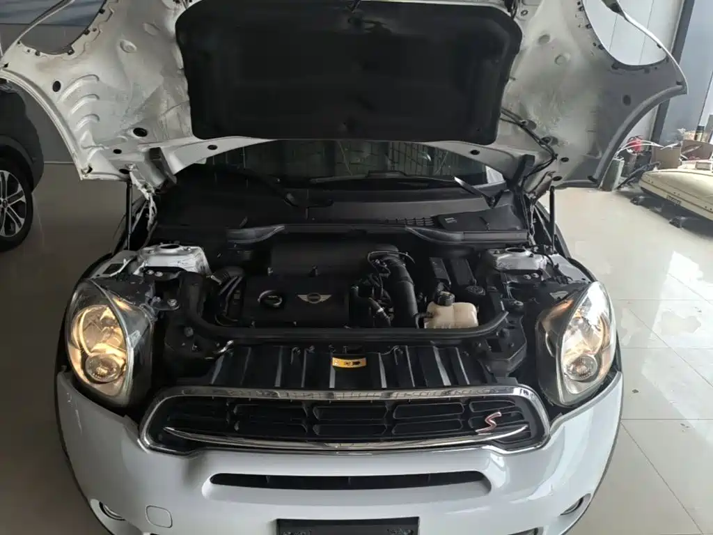 MINI Countryman 2015 — фото 20