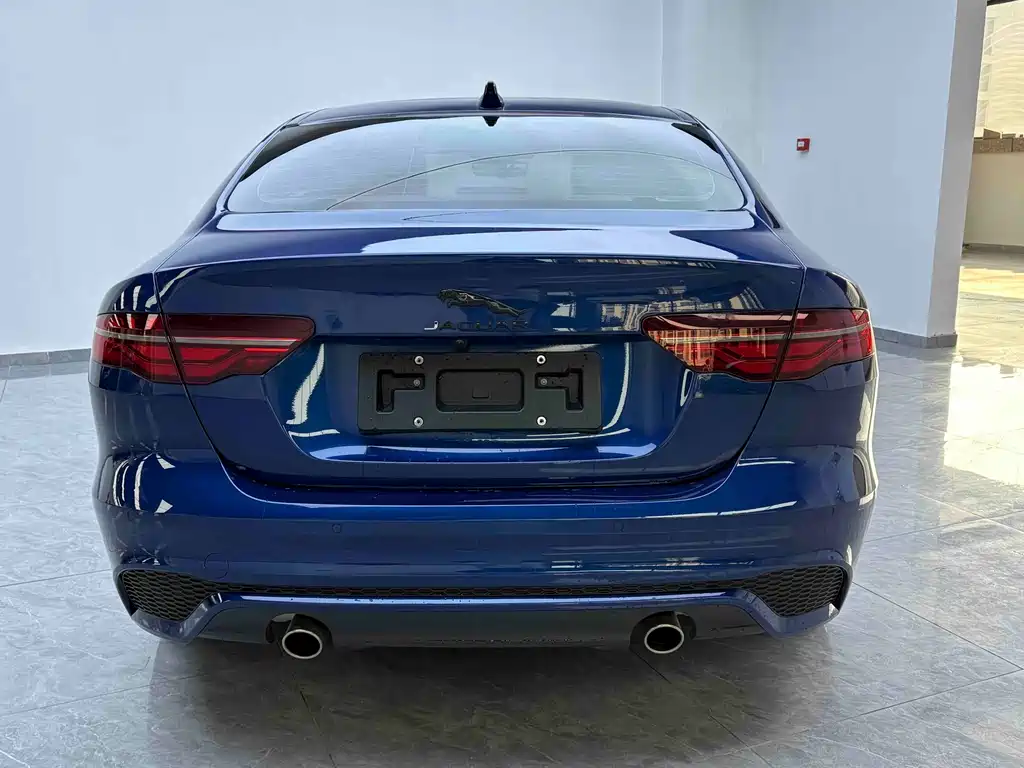 Jaguar XEL 2022 — фото 16