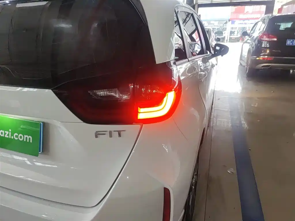 Honda Fit 2022 — фото 24