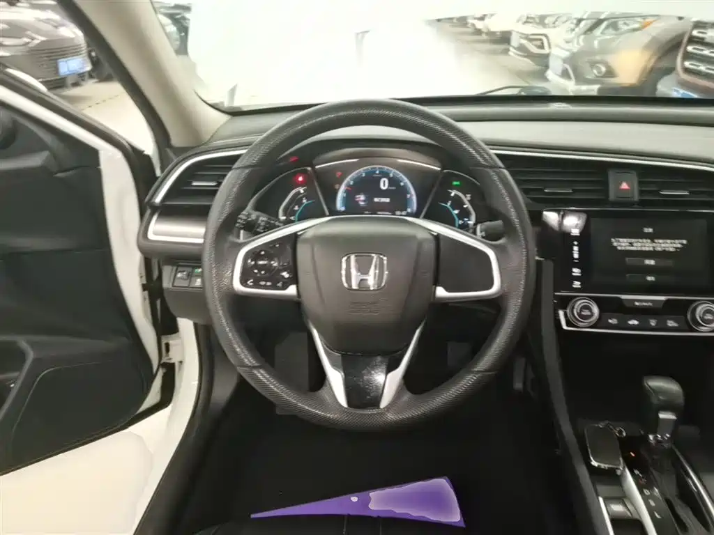 Honda Civic 2021 — фото 11