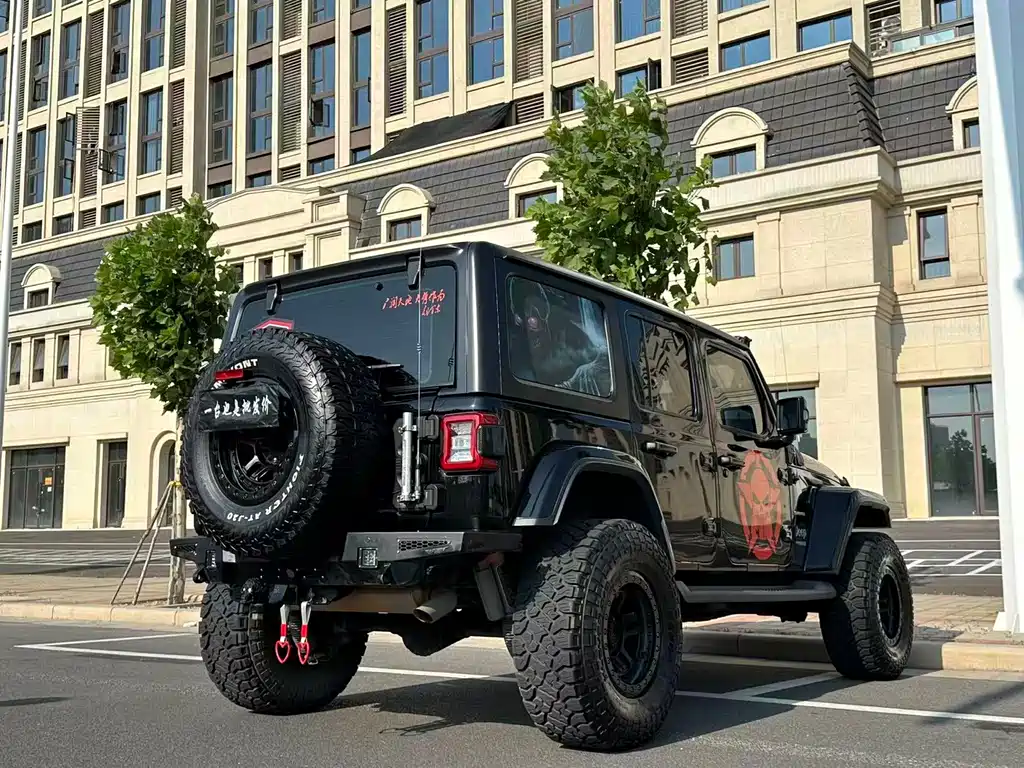 Jeep Wrangler 2020 — фото 15
