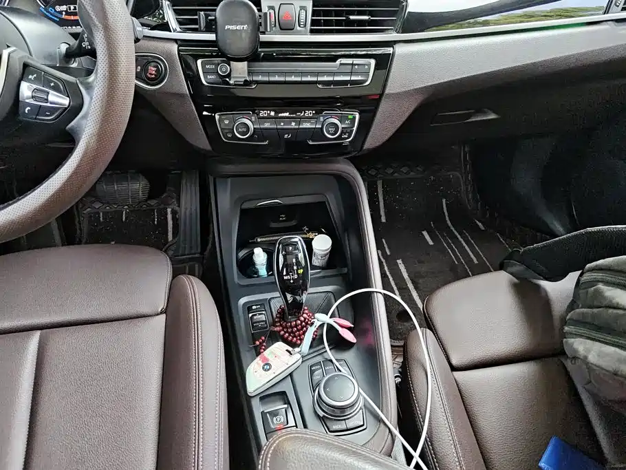 BMW X1 2022 — фото 16