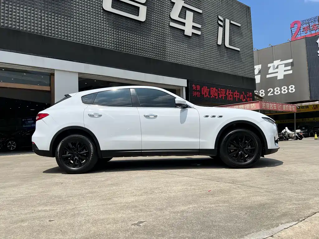 Maserati Levante 2018 — фото 3
