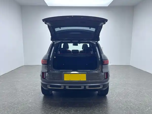 Geely ICON 2021