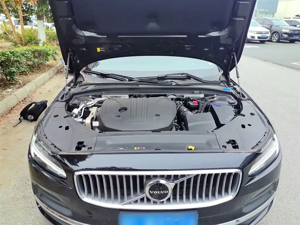 Volvo S90 2025 — фото 16