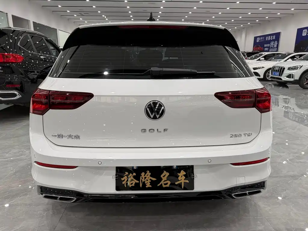Volkswagen Golf 2023