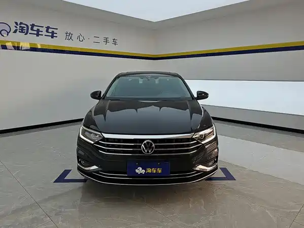 Volkswagen Sagitar 2021