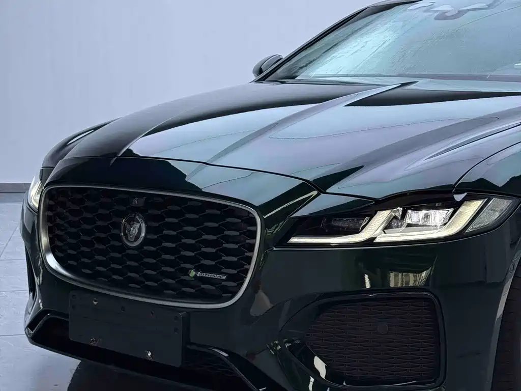 Jaguar XFL 2022 — фото 8