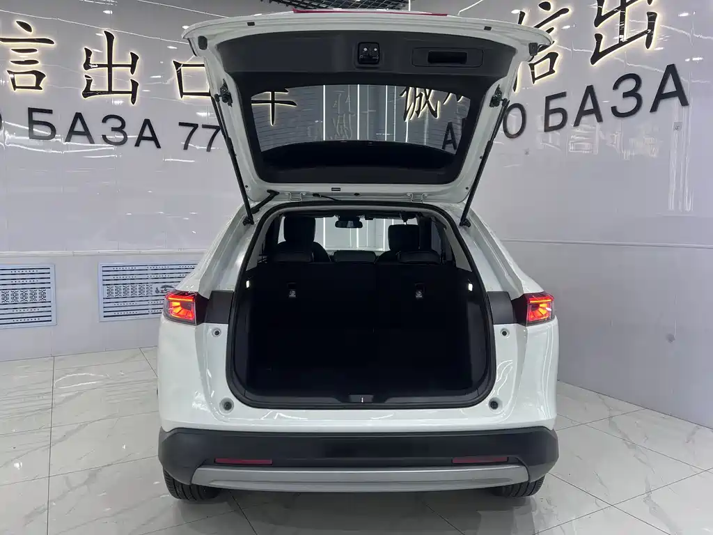 Honda Vezel 2024 — фото 17