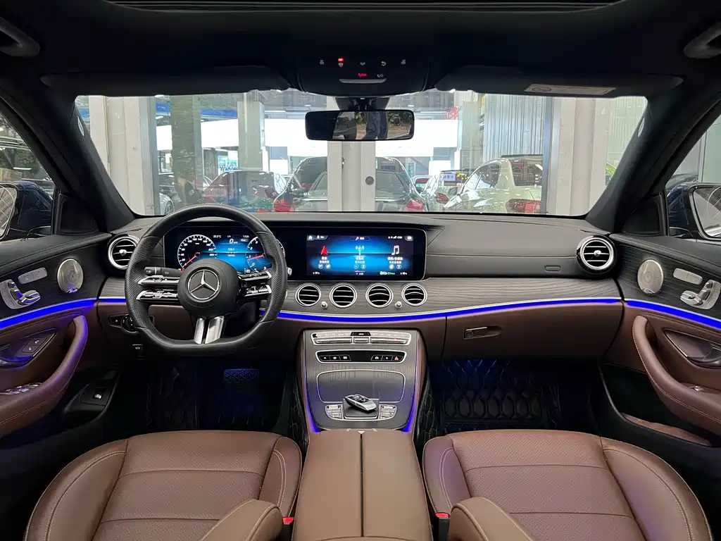 Mercedes-Benz E-Class 2023 — фото 16