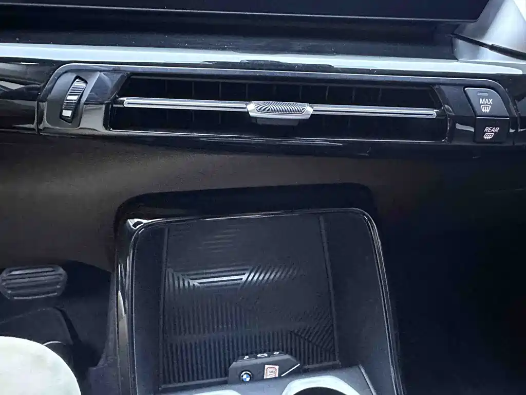 BMW X1 2023 — фото 13