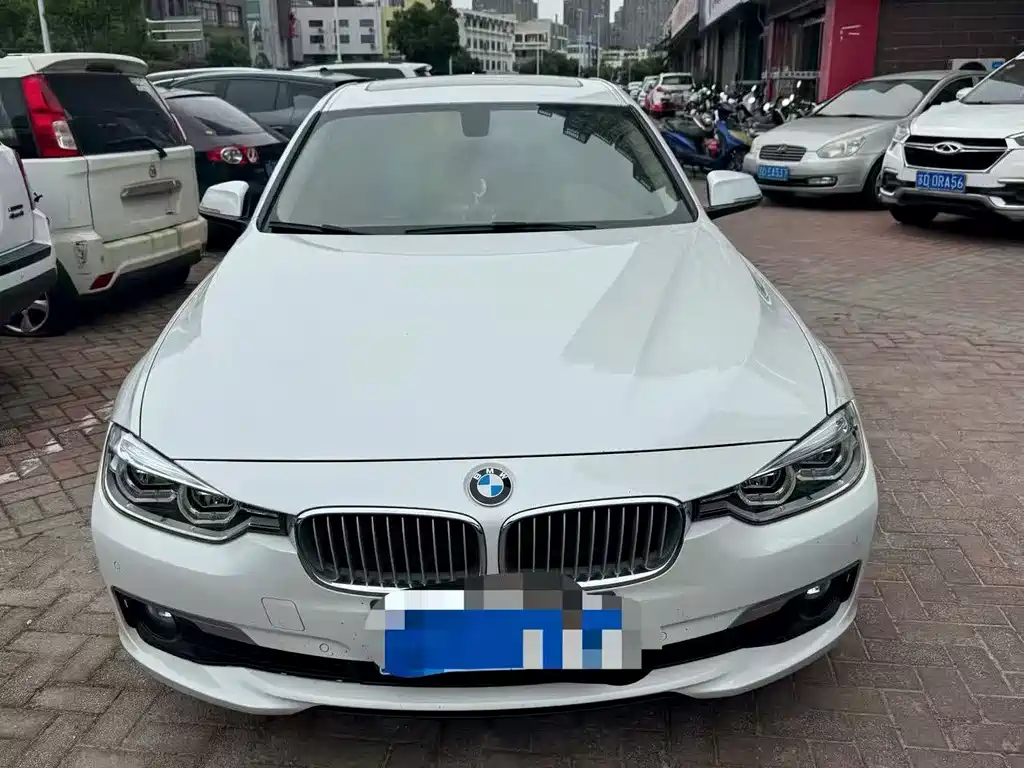 BMW 3 Series 2018 — фото 2